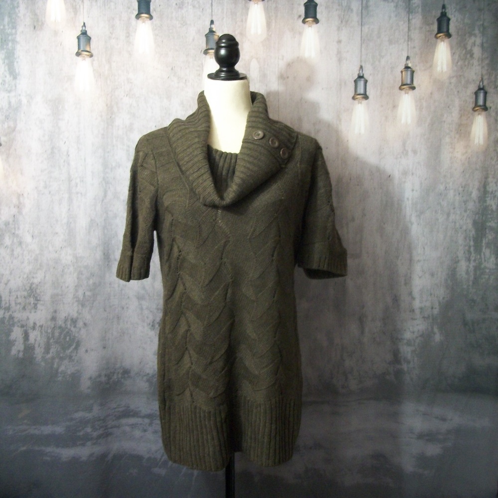 Design365 Short Sleeve Cowlneck Sweater